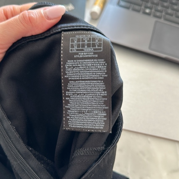 Marciano silk shorts - Picture 5 of 5